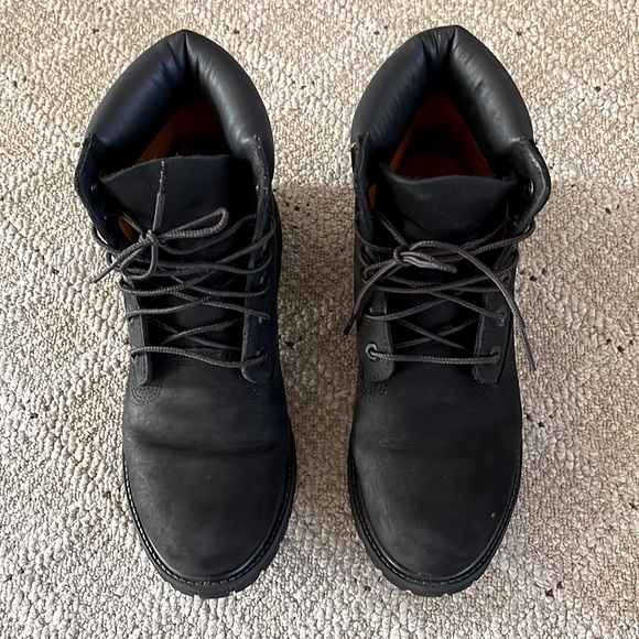 Womens Black Timberland Boots - Picture 3 of 8